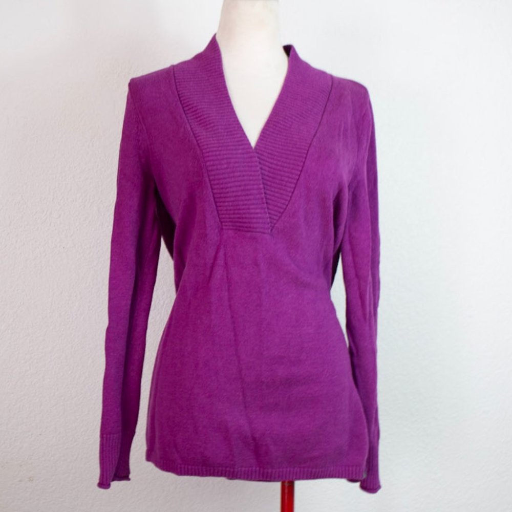 Eddie Bauer V-Neck Sweater Size Med